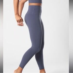 Athleta Ultra High Rise Elation 7/8 Leggings